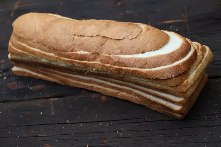 Vehnävuoka iso, pitkittäin viipaloitu - Vaaleat leivät - 1460 - 1