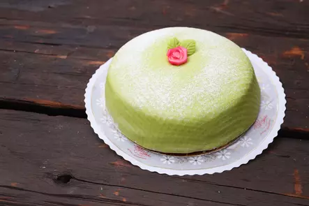 Prinsessakakku 18 heng - Täytekakut - 0482 - 1