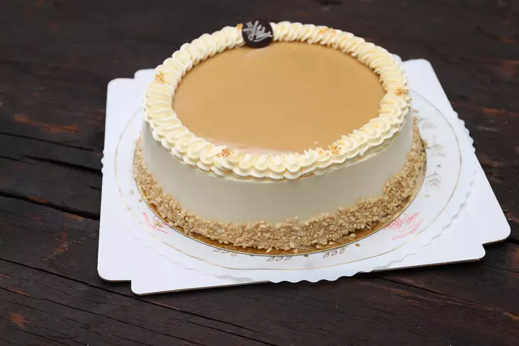 Kinuskikakku 18 heng - Täytekakut - 0422 - 1