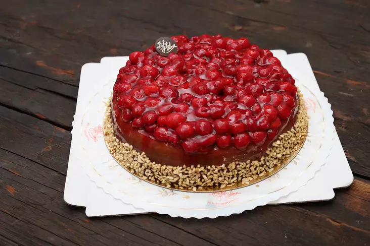 Vadelmakakku 25 heng - Täytekakut - 0413 - 1